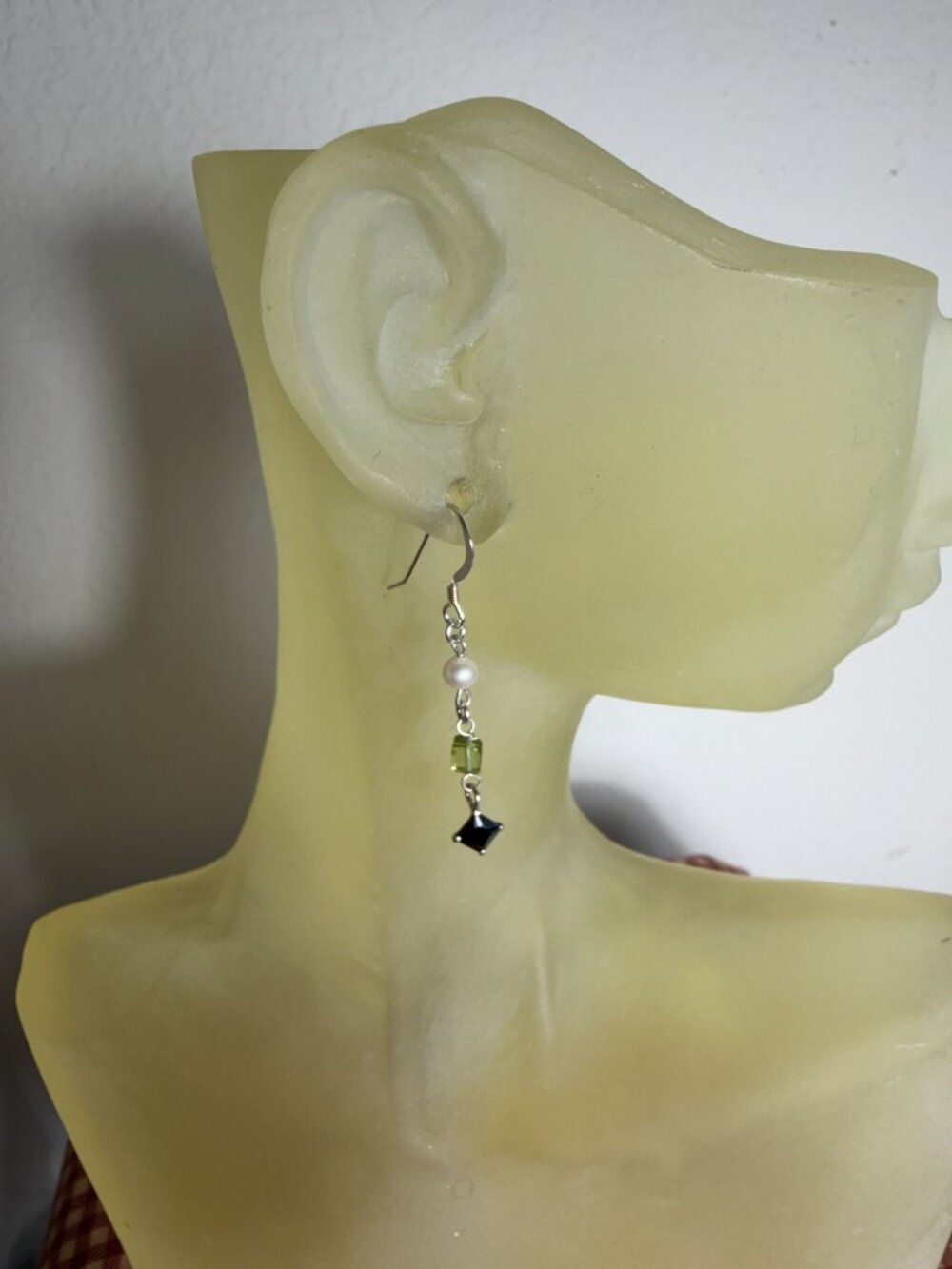 NEW Sterling Silver Dangle Earrings with Pearls. Green Peridot and Black CZ